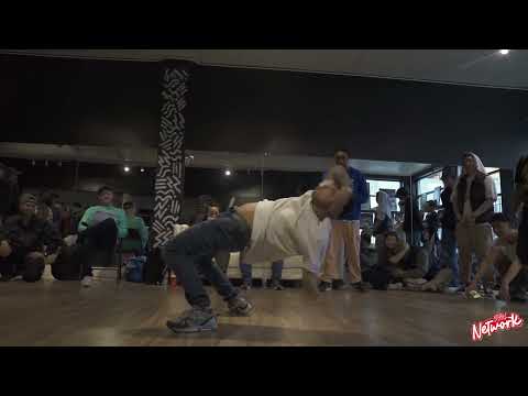 The Artist Vs Untouchable Style Monkees