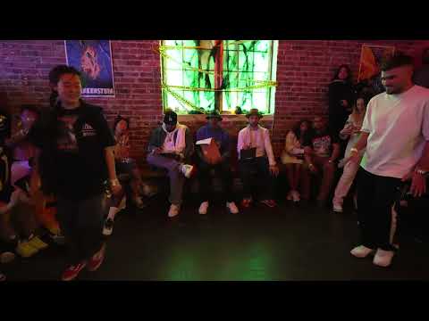 Triceratops vs David