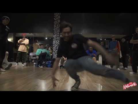 Massive Monkees Vs Rumble Kingz